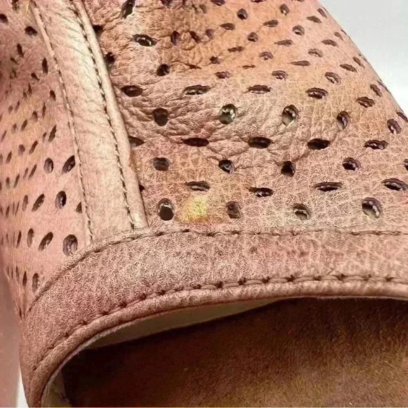 Nine West Leather stack Wooden Heel Peep Toe Sandal with Heel Strap and Buckle - Picture 3 of 16